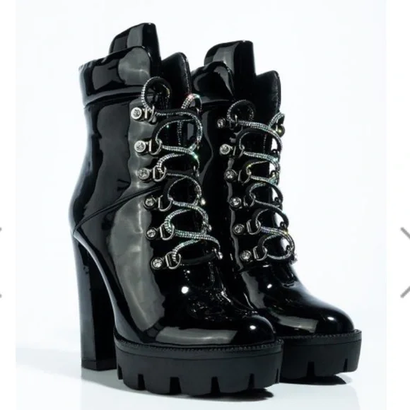 AKIRA Shoes Nwot Azalea Wang Chunky Heel Booties Poshmark